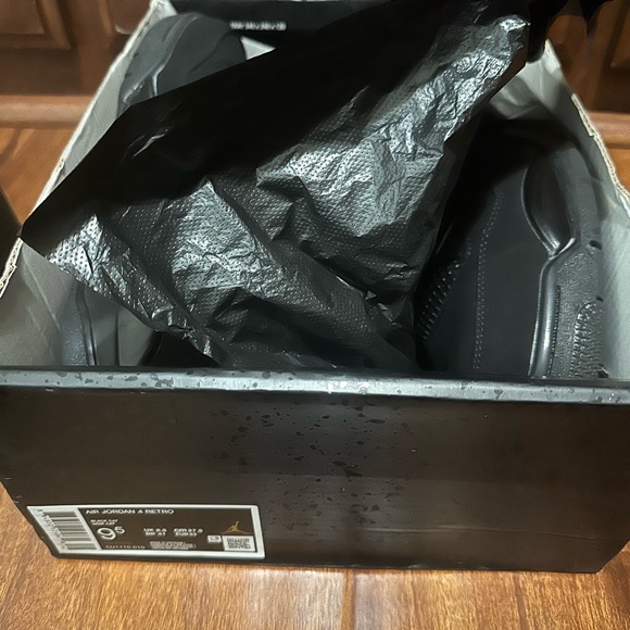 Air Jordan 4 Retro Black Cat US Size 9.5 - Picture 9 of 9